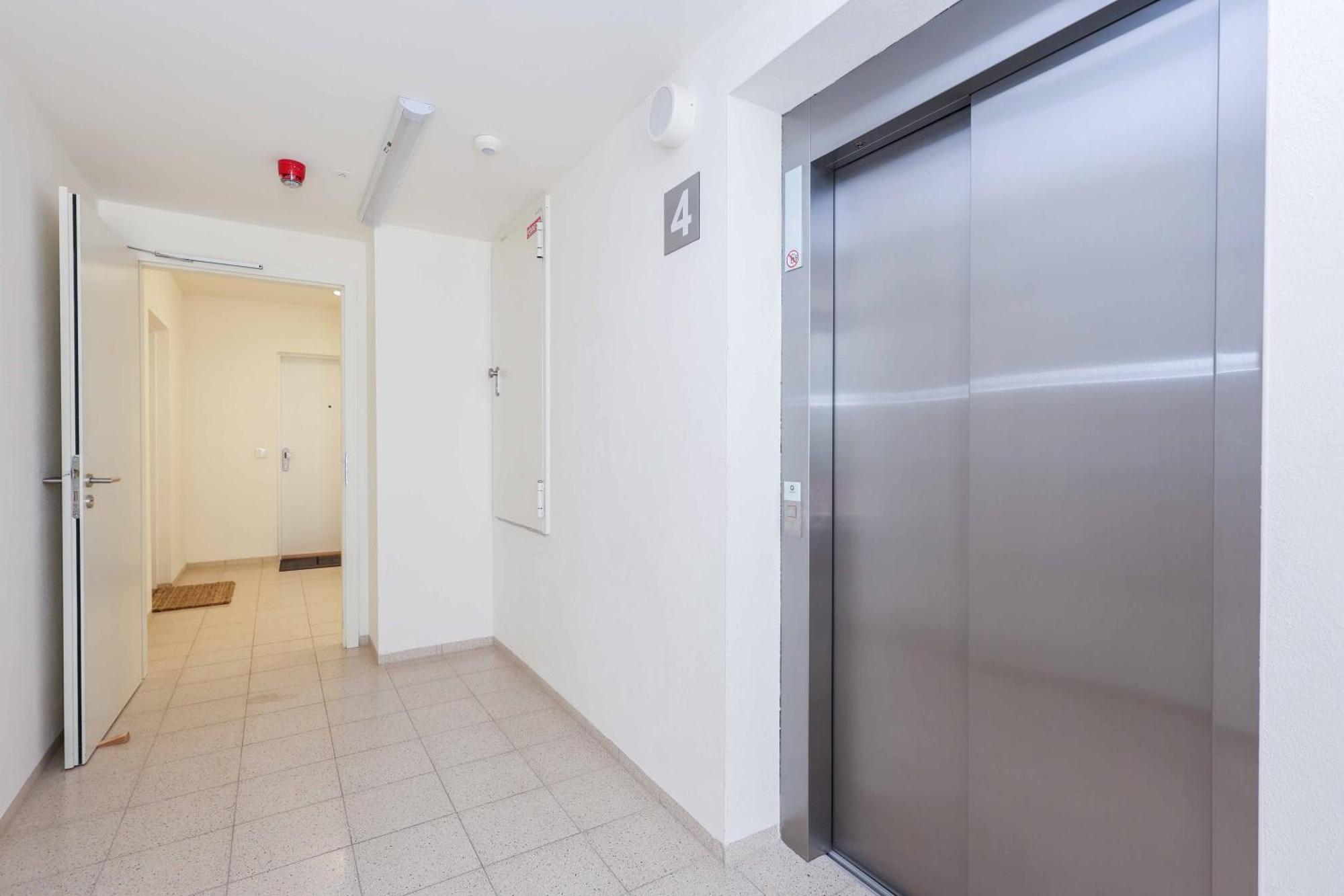 Downtown Luxe Retreat- Konventna Apartmán *
