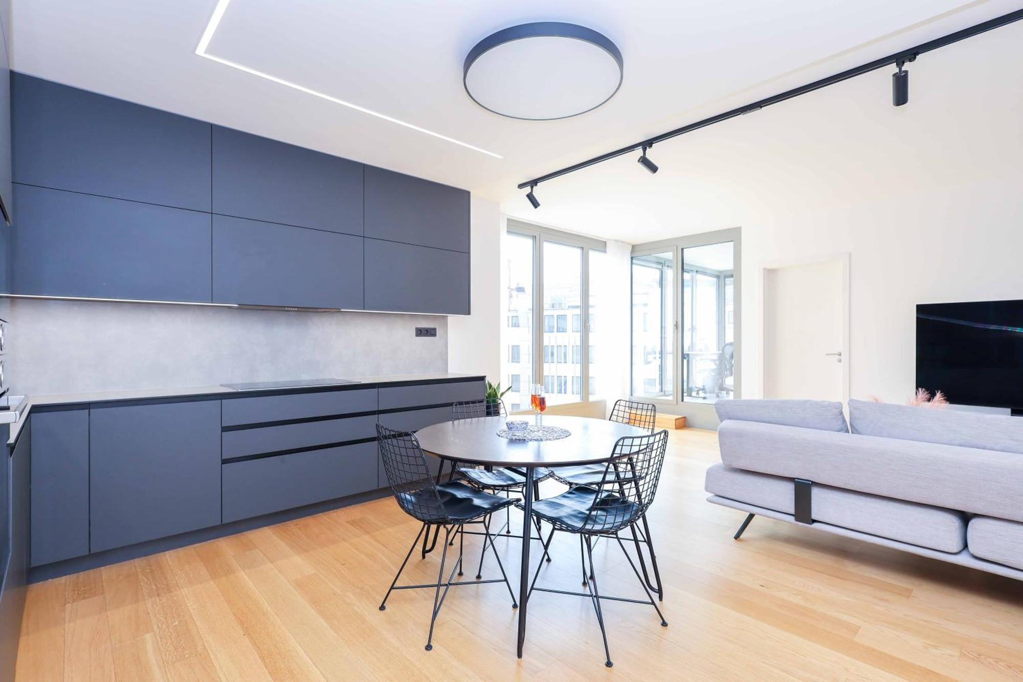 Downtown Luxe Retreat- Konventna Apartmán *