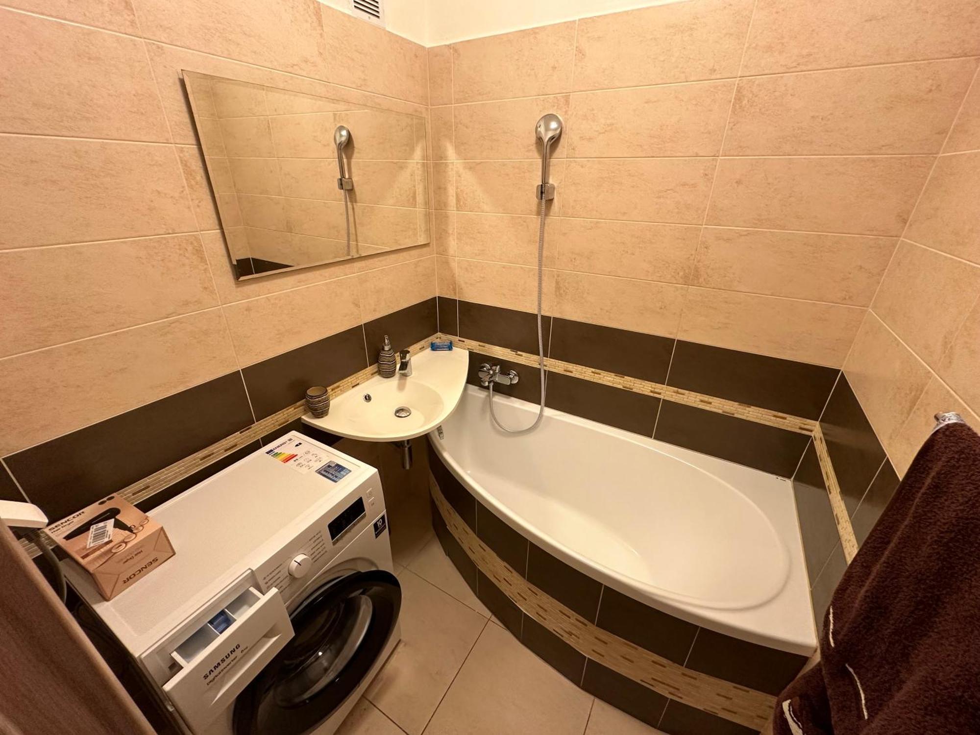 Apartment Peaceful Relaxation - Free Parking Bratislava