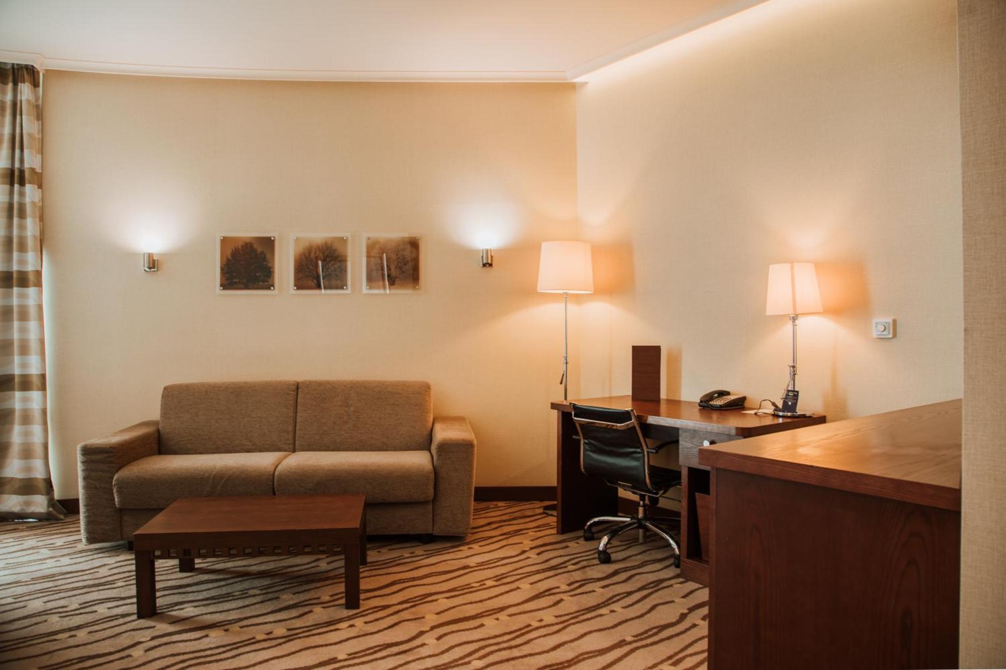 Doubletree By Hilton 4*