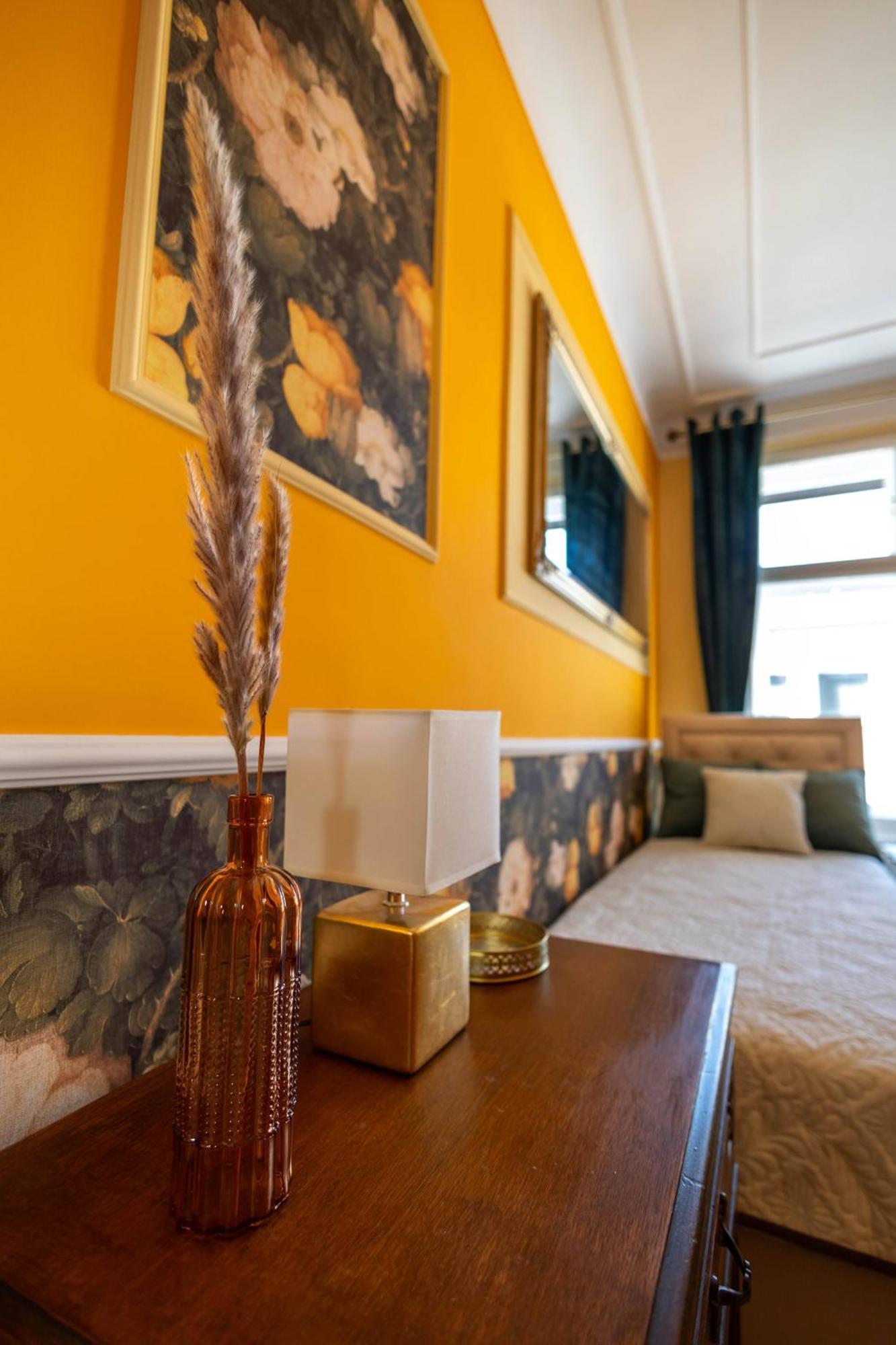 New, Stylish And Spacious Bratislava