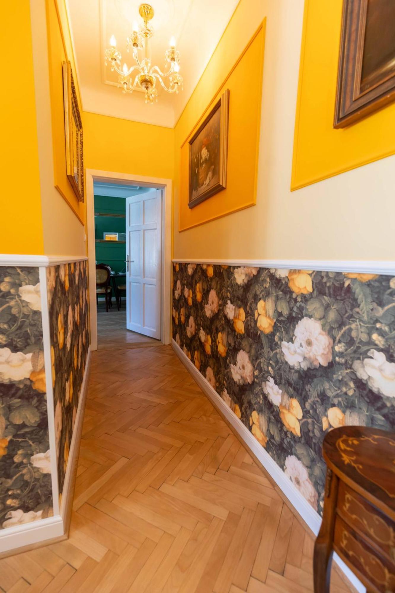New, Stylish And Spacious Bratislava