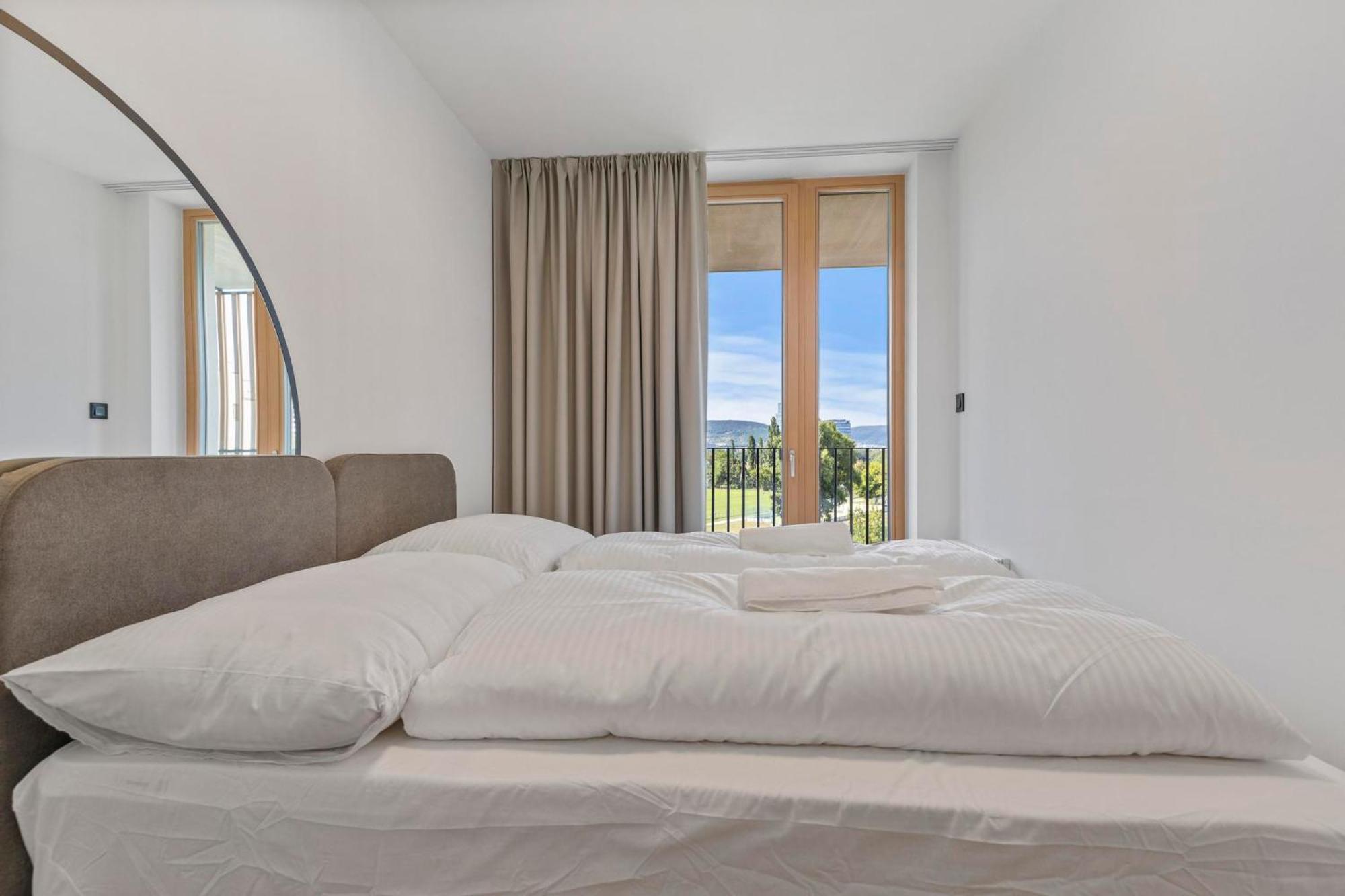 Apartment Lam Lakeside - Ac - Free Parking *