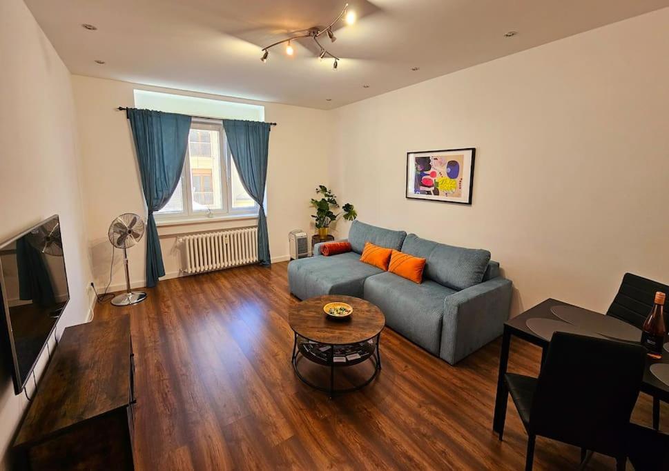Old Town Promenade I 2 I 55m I Balcony Apartment *