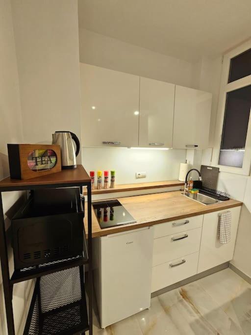 Apartment Old Town Promenade I 2 I 55m I Balcony Bratislava