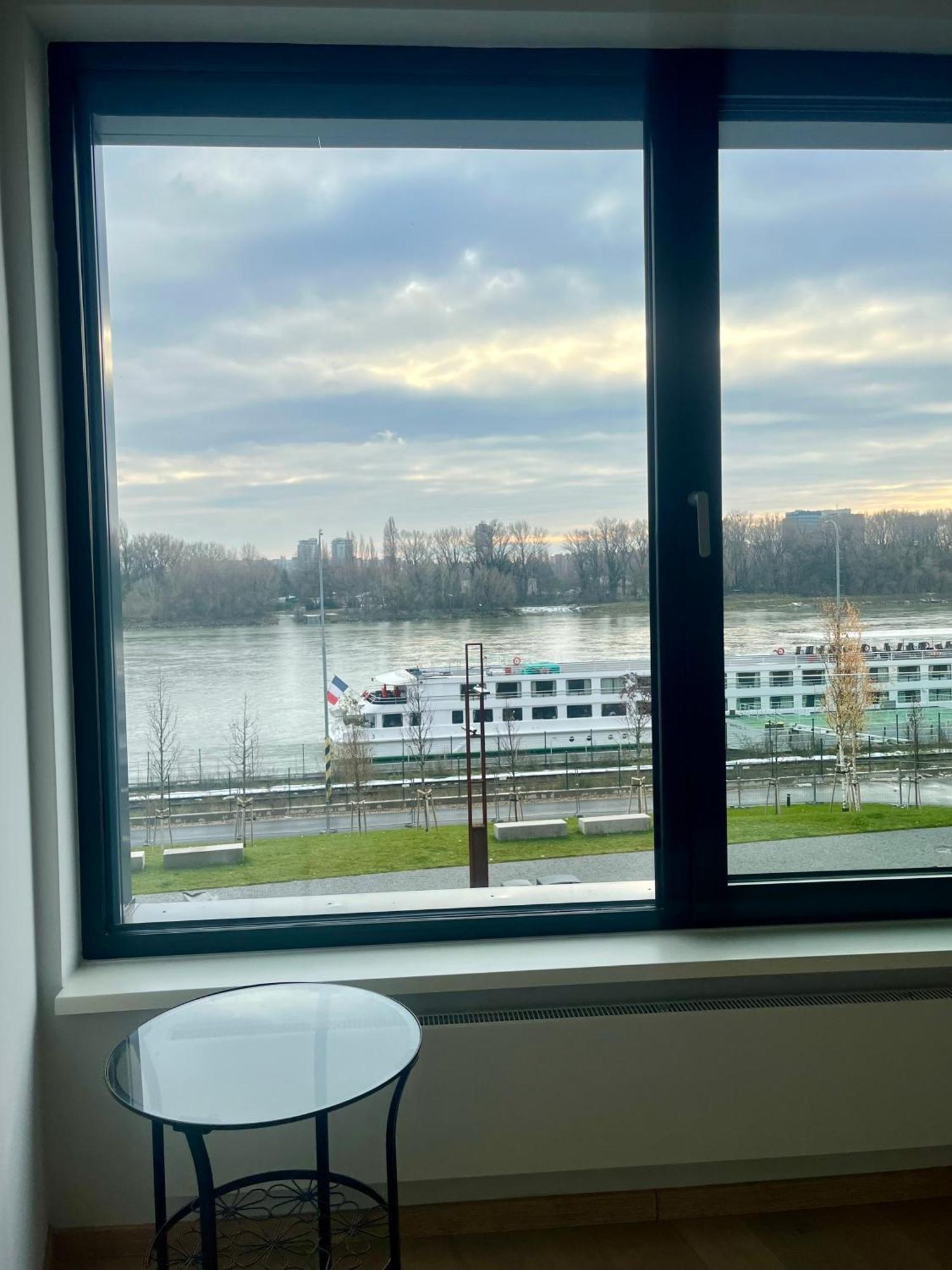 Apartamento Eurovea Riverside Luxury *