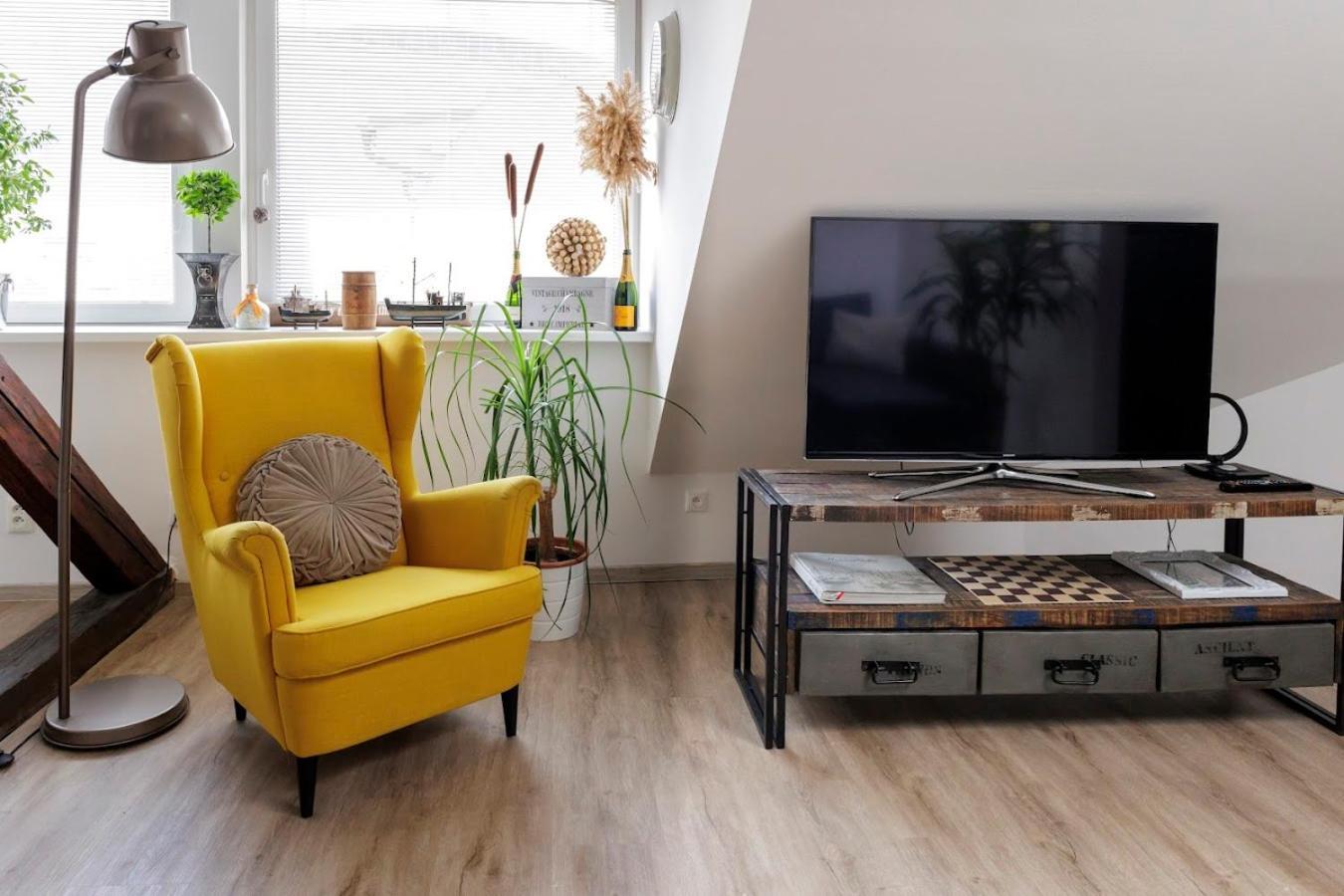 Vip In Old Town With Free Parking Bratislava