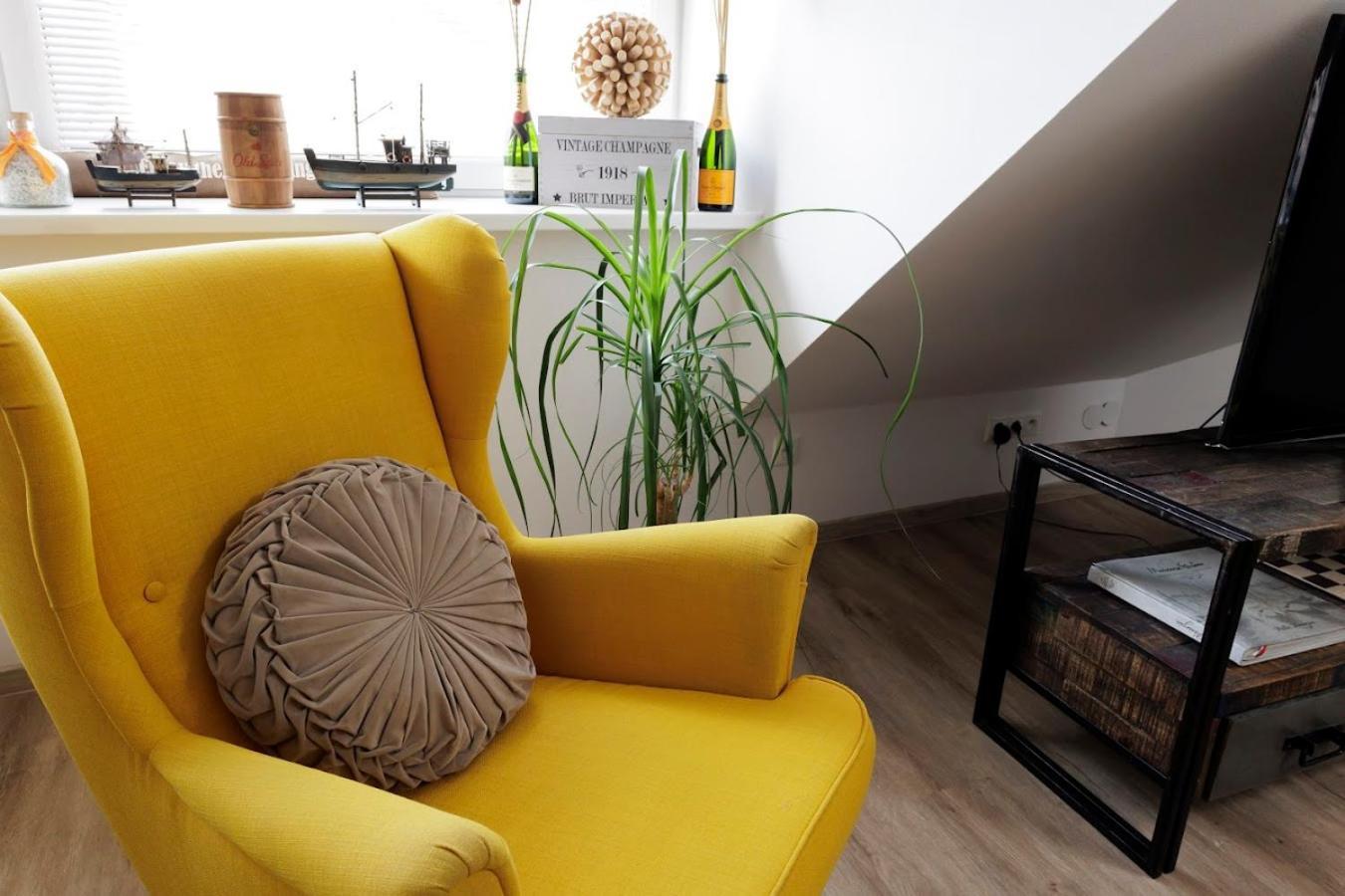 Vip In Old Town With Free Parking Apartment *