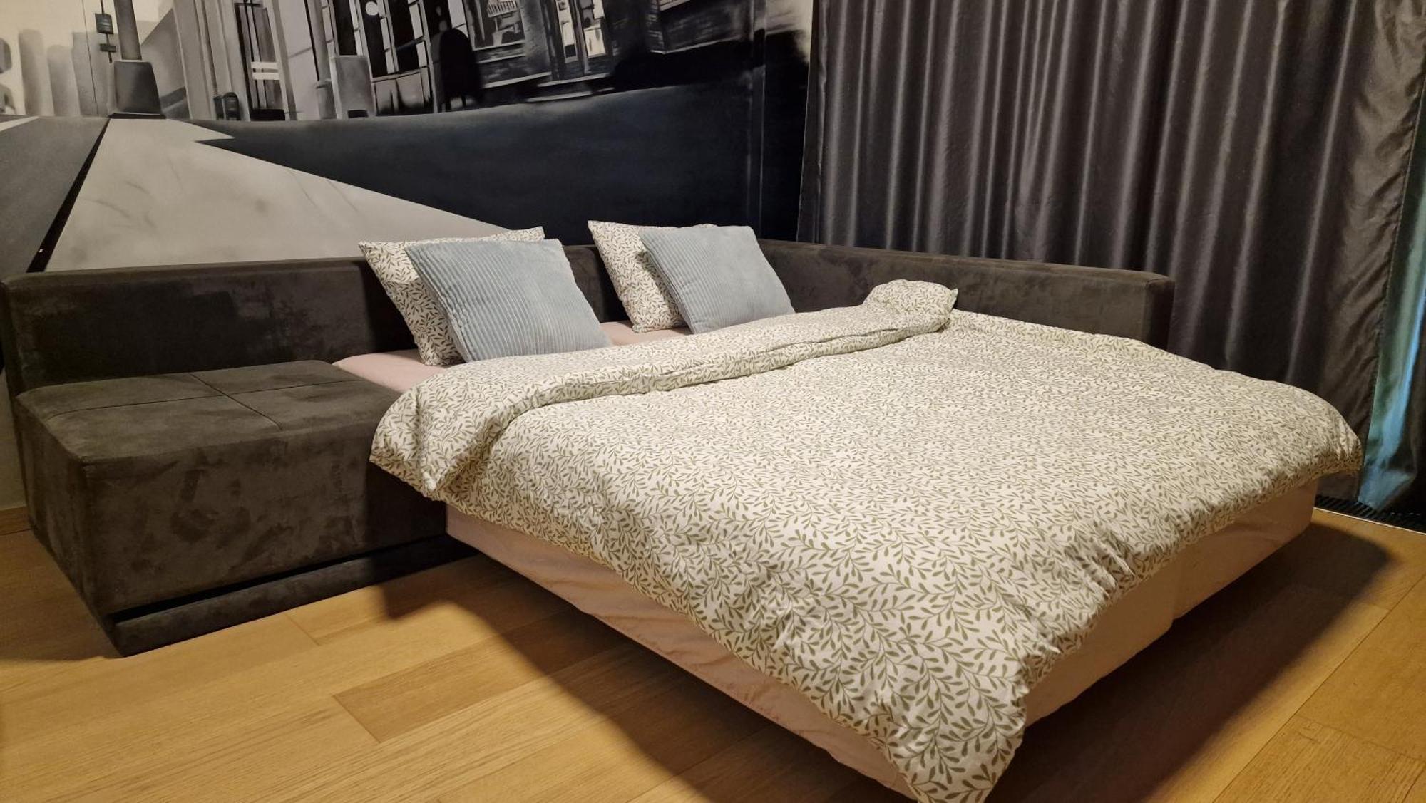 Apartment Panorama Oasis - Free Parking On Site - Air Con - Biz Wifi - Netflix