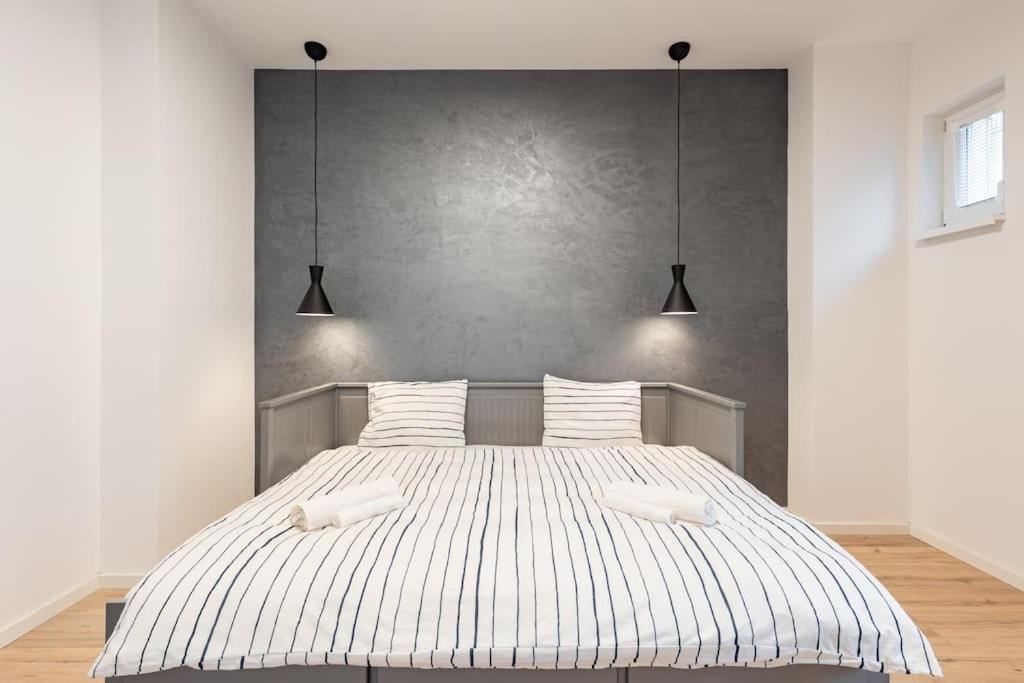 Apartment Winter Haven Modern Retreat In *