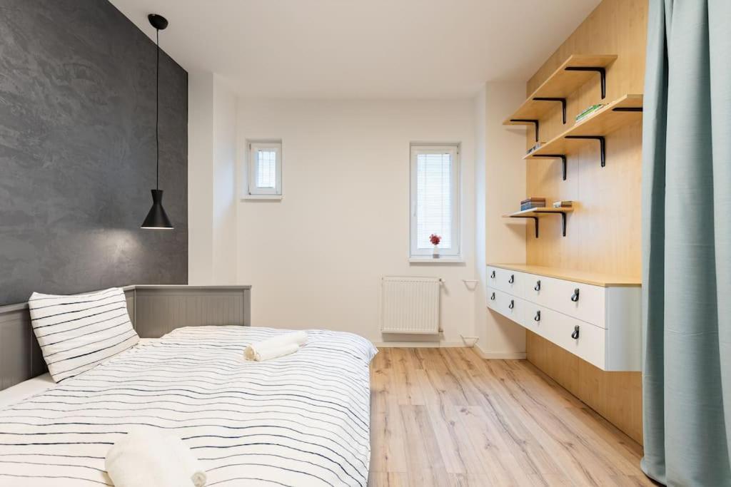 Apartment Winter Haven Modern Retreat In *
