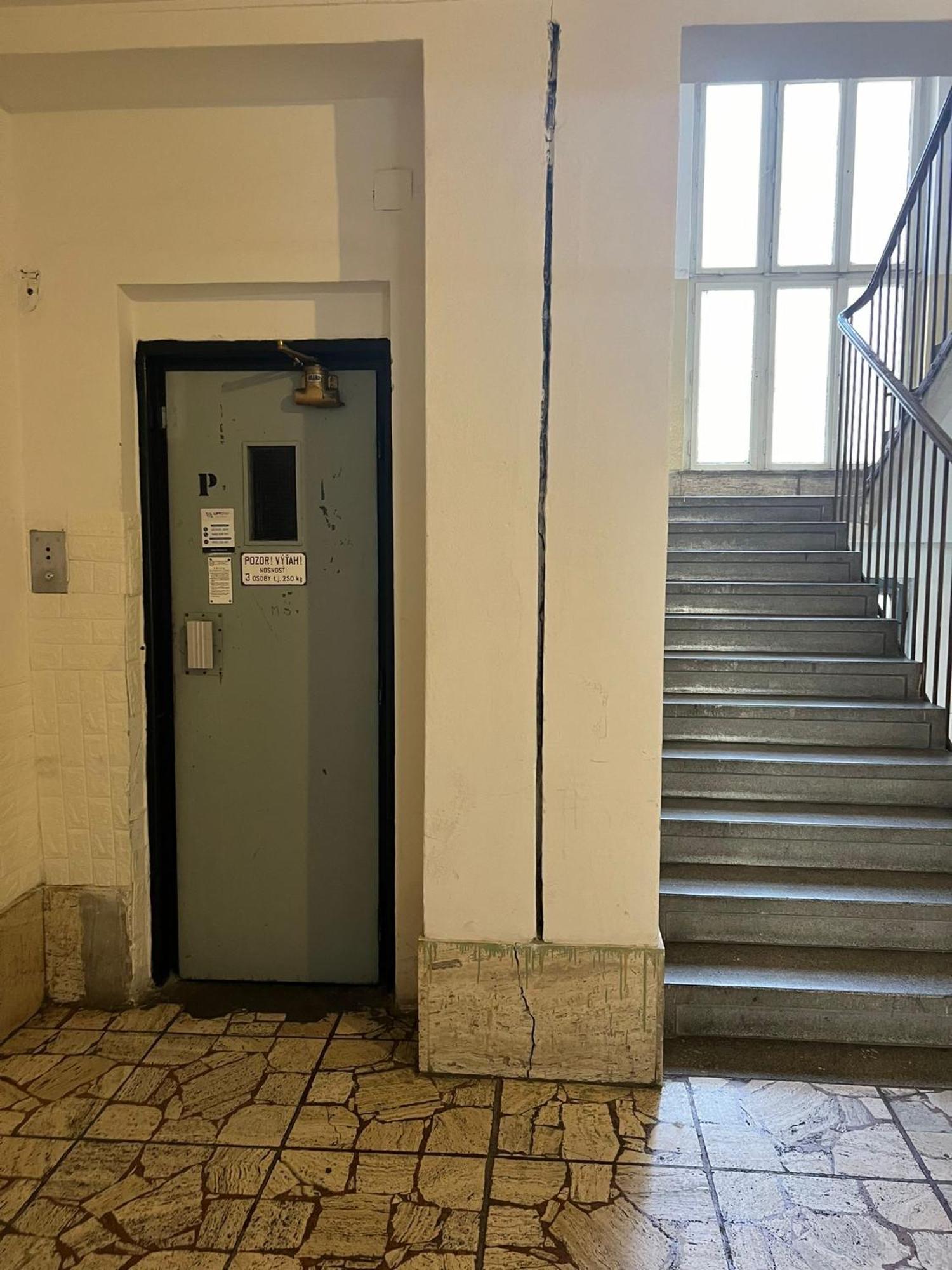 Location Air-conditioned