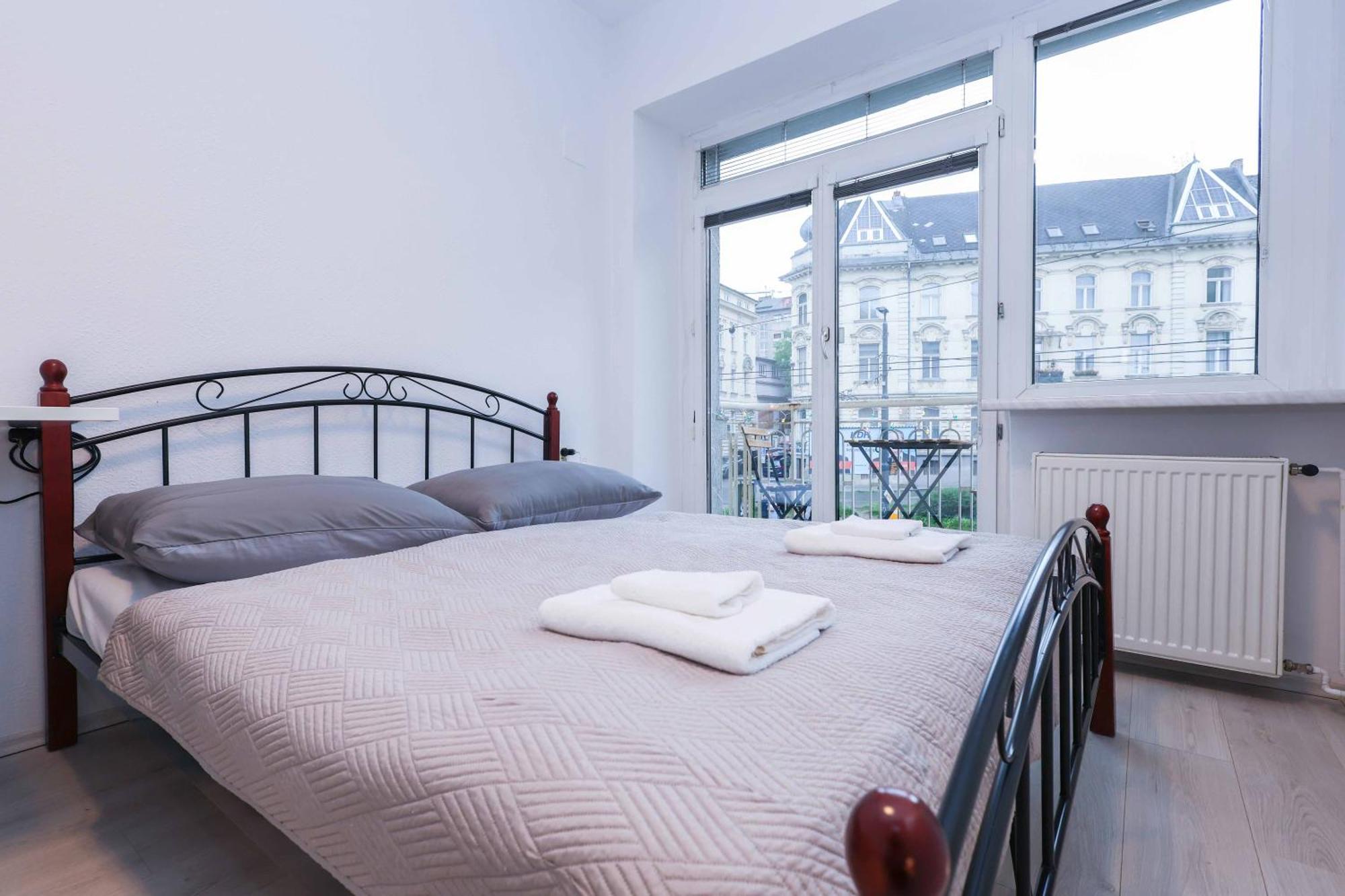 Charming Old Town Family Retreat