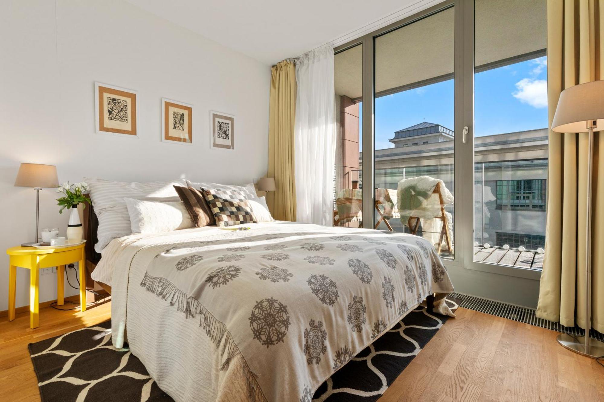 Escape Riverfront 2 Bedroom With Balcony Bratislava