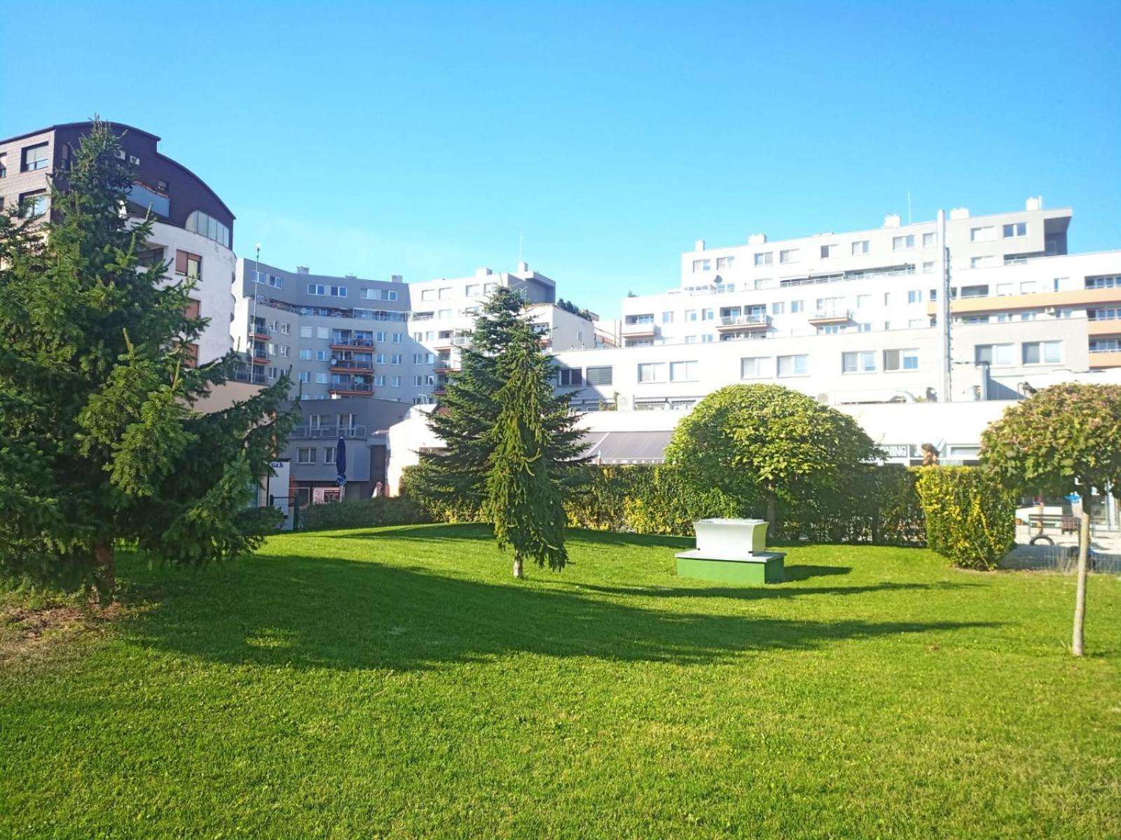 Modern Flat, Balcony, Garage Apartment Bratislava