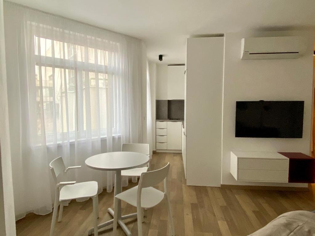 Lovely In The Centre Apartment Bratislava