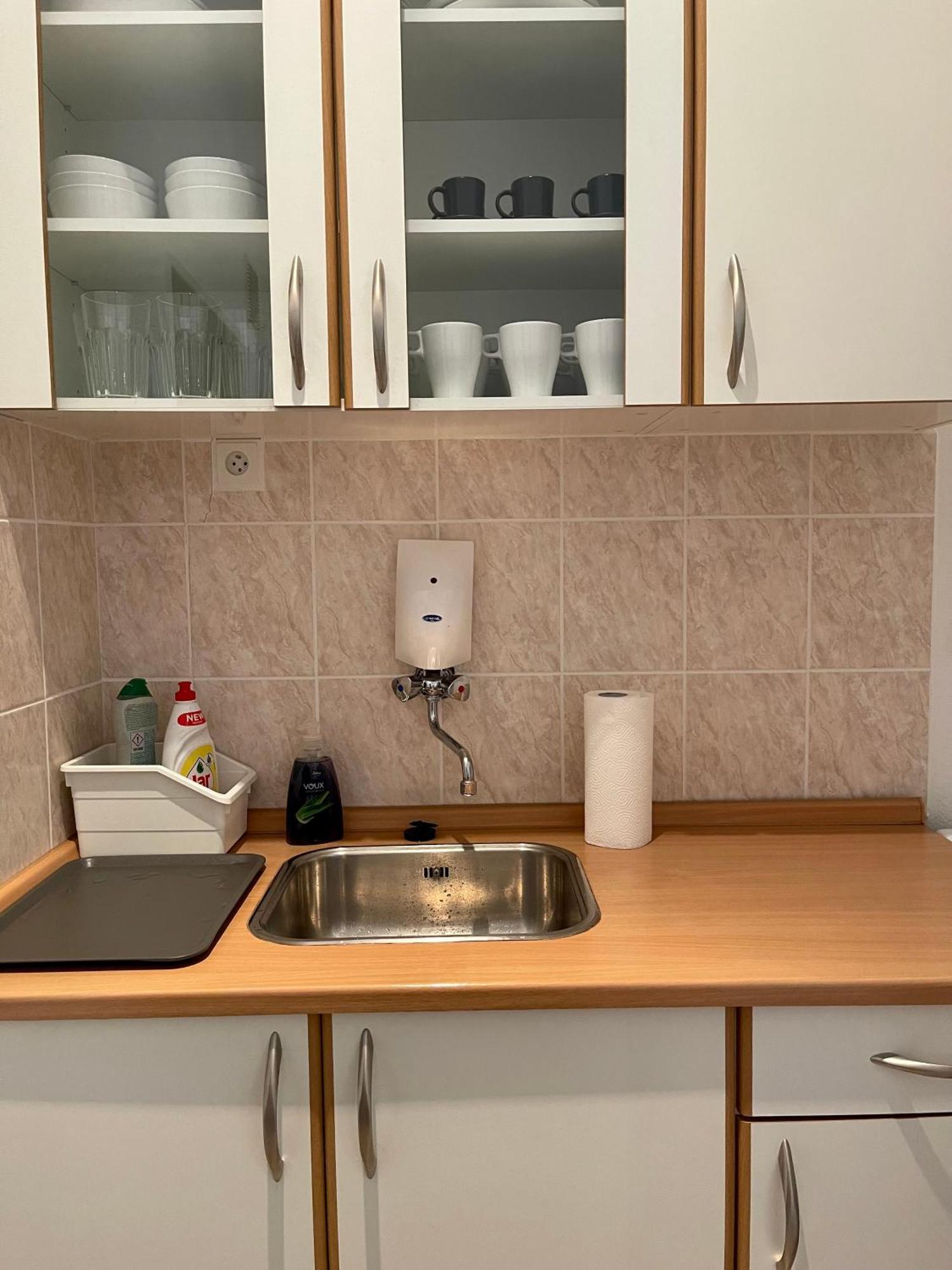 Apartment Spacious With Parking *