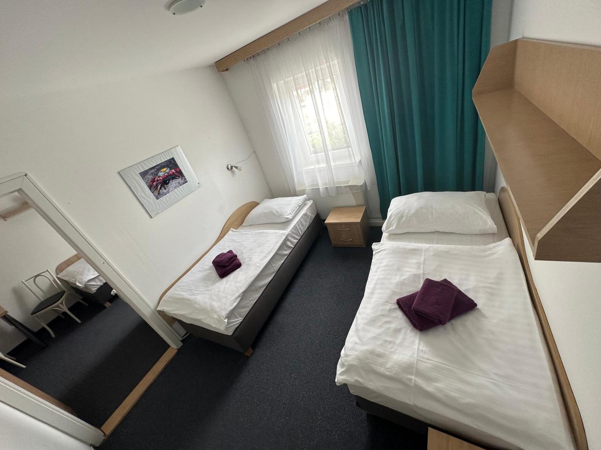 Hotel Remy 2*