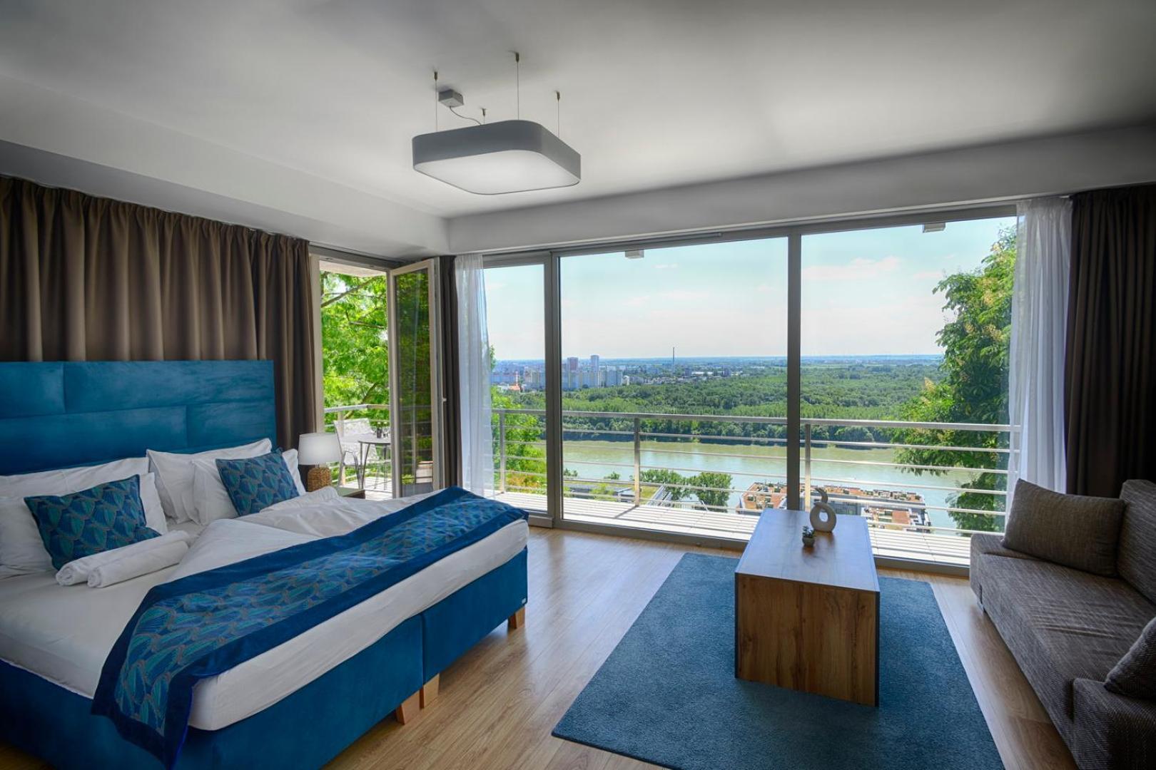 River View Hotel 3*