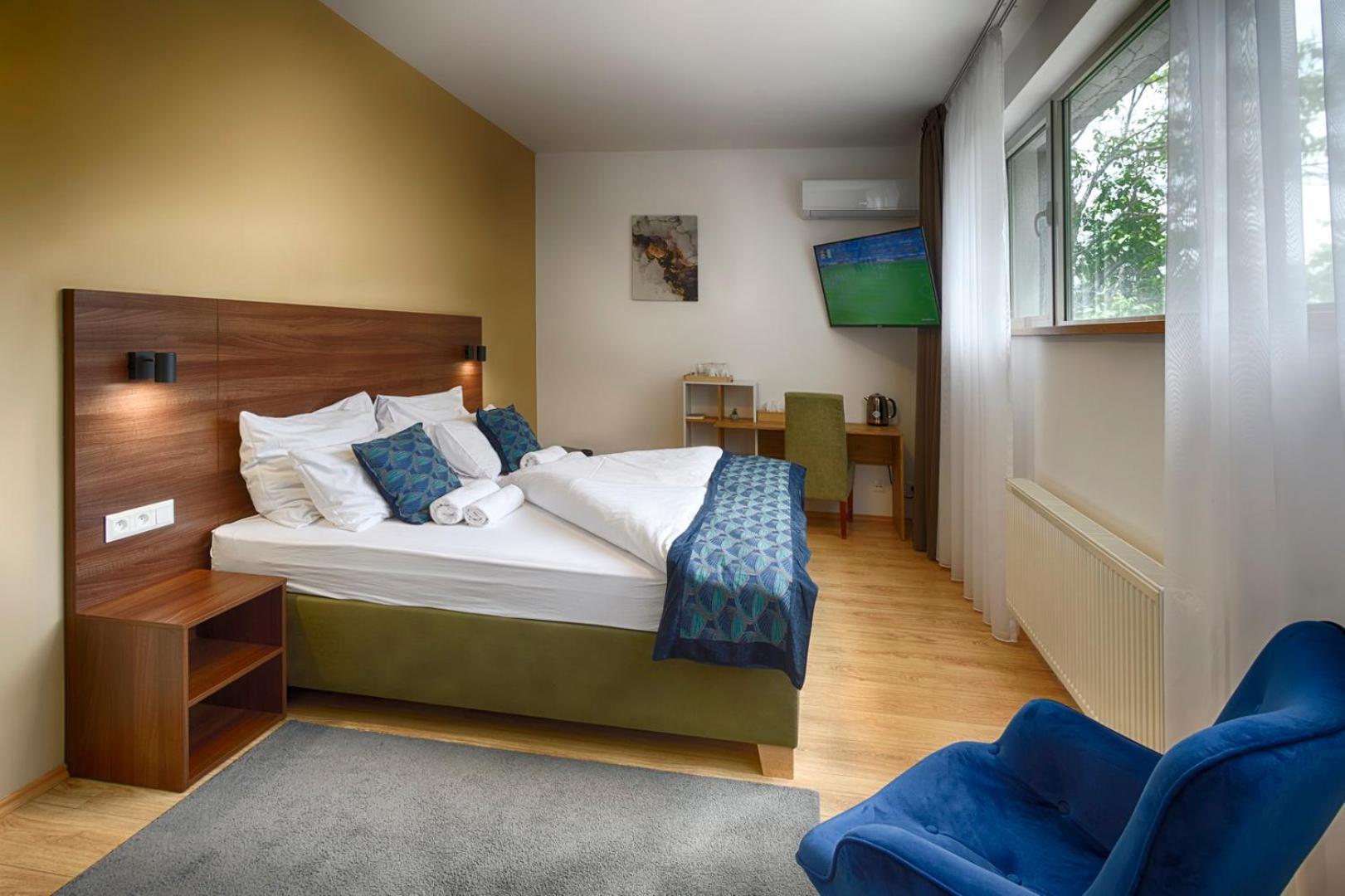Hotel River View 3*