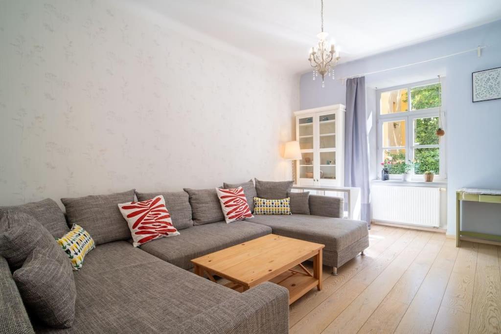 Cozy 2-bedroom Apartmán *