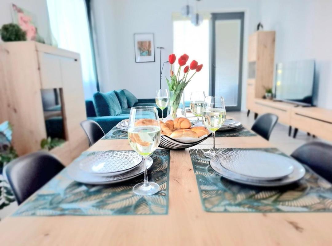 Apartment New With Garage Place Pressburg