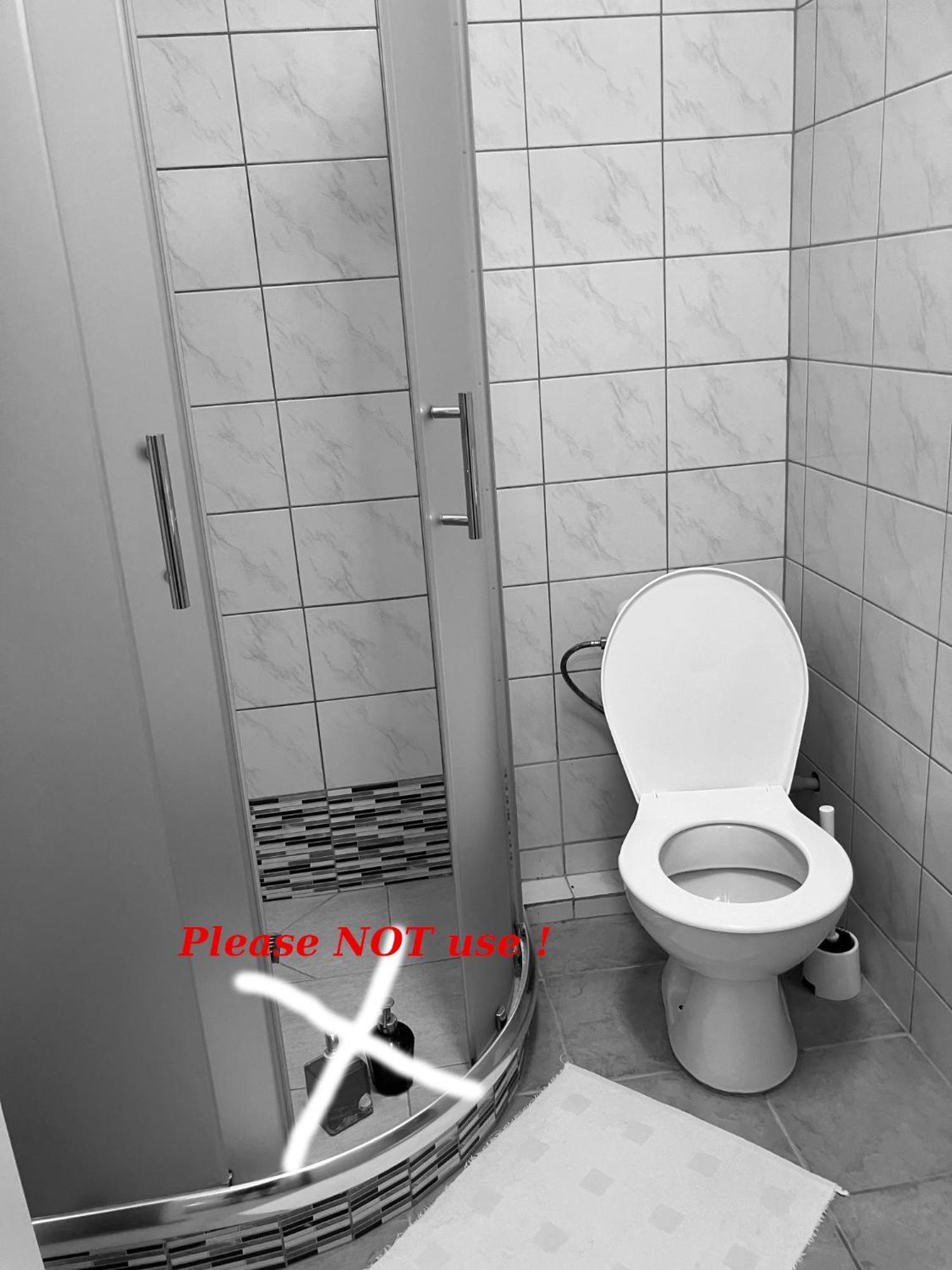 Einsteinova Petrzalka Station Homestay