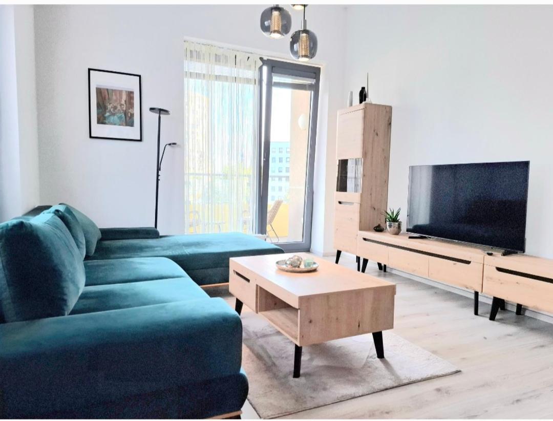 New With Garage Place Căn hộ
