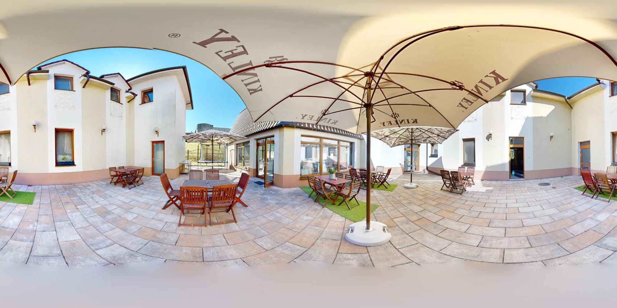 Hotel Hradna Brana