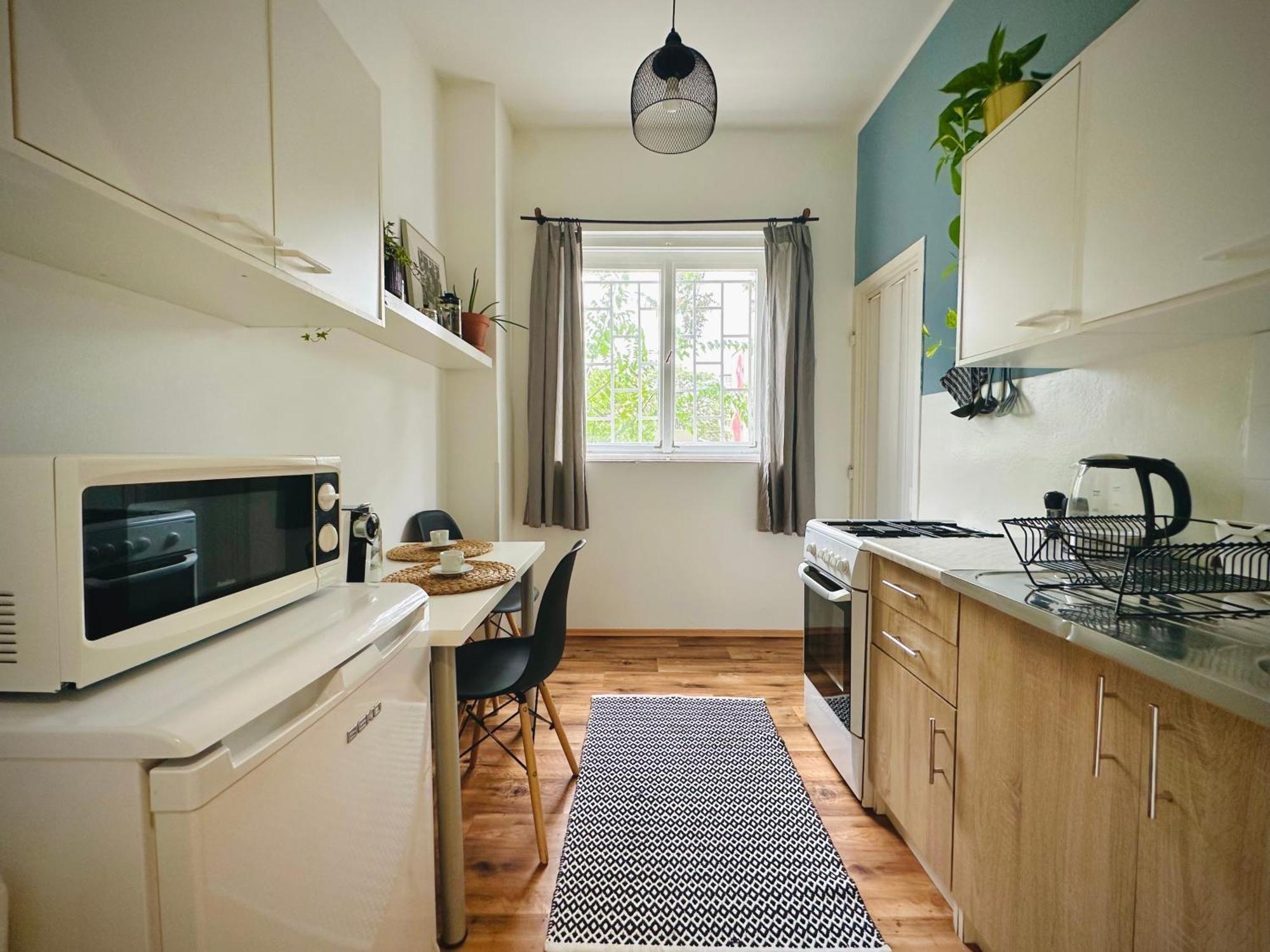 Boho In Old Town Apartment *