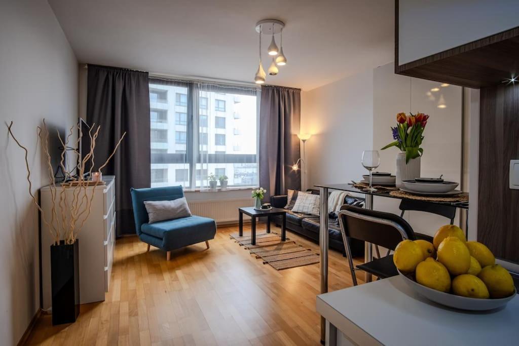 Apartment No1 Business Smart