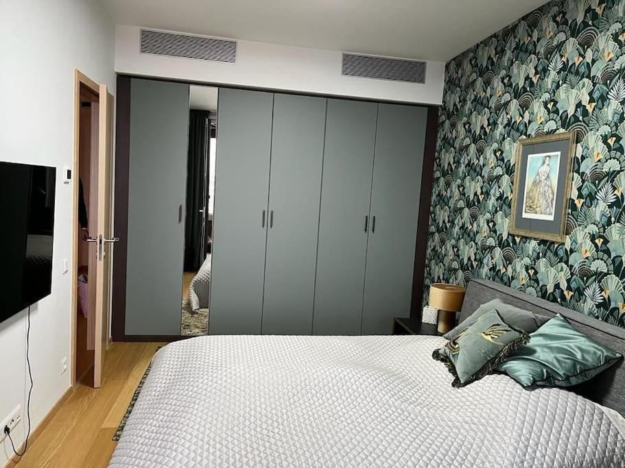 Luxury Flat In Sky Park, Castle View, Free Parking