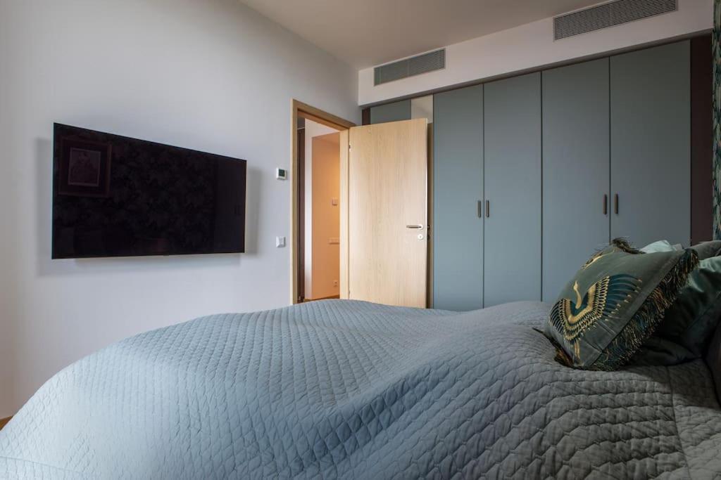 Luxury Flat In Sky Park, Castle View, Free Parking Bratislava