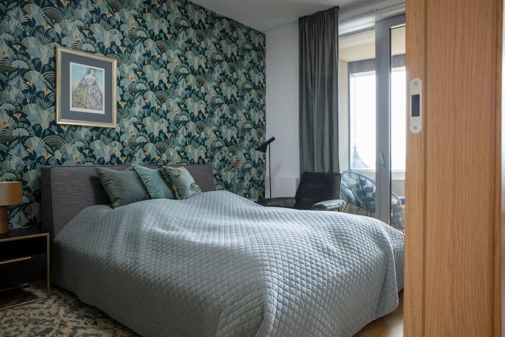 Luxury Flat In Sky Park, Castle View, Free Parking