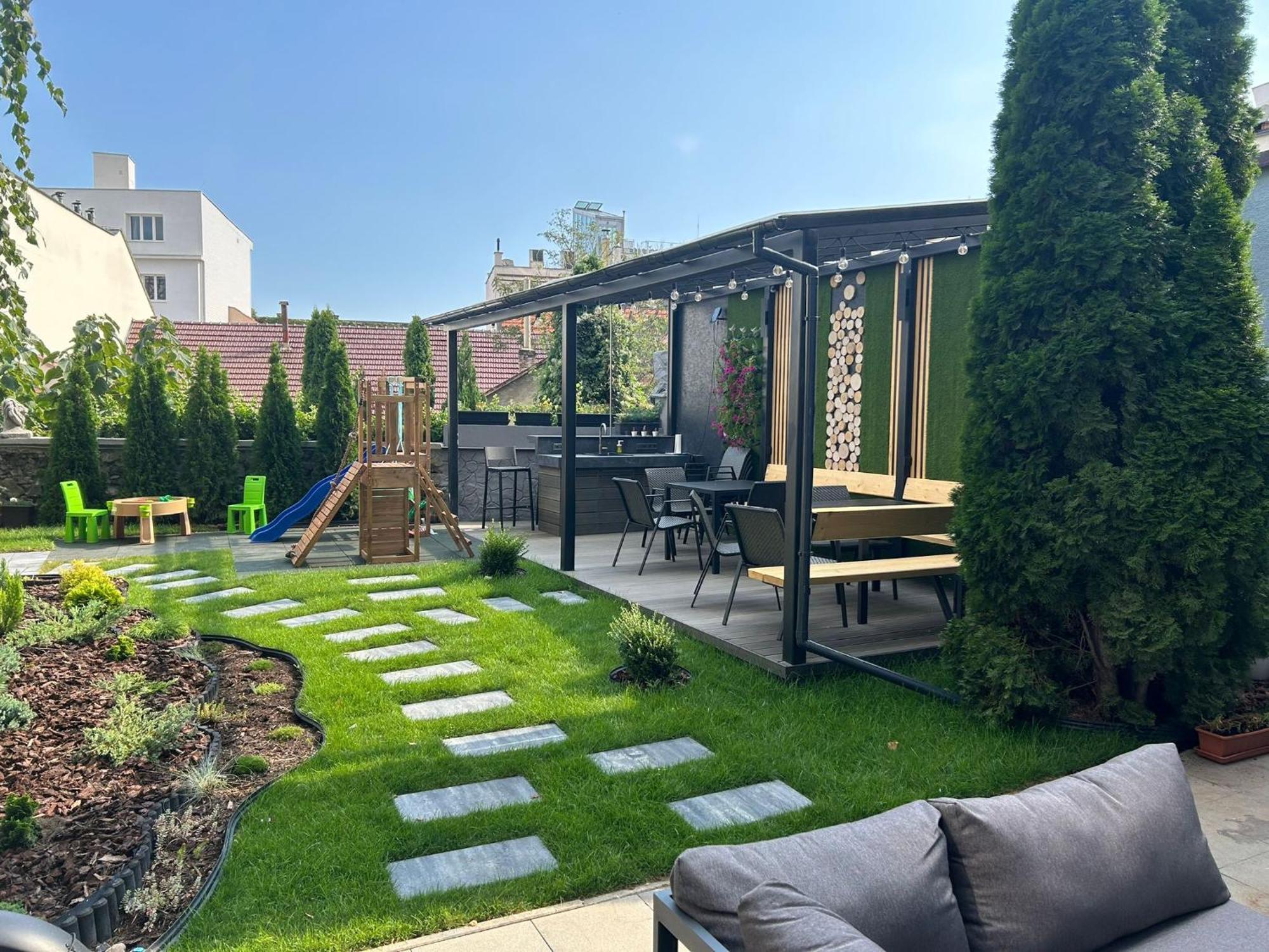 Leo Free Parking - President Palace Apartment Pressburg