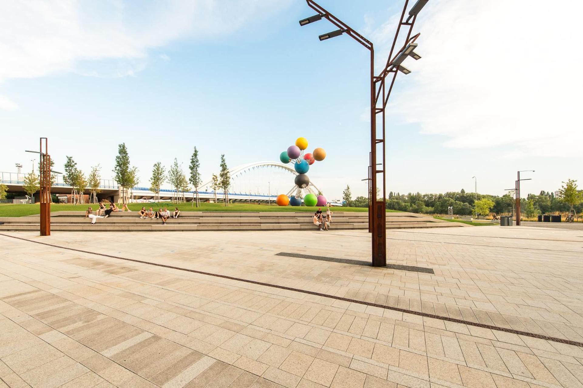 Nikas Eurovea - Free Parking Apartmán Bratislava