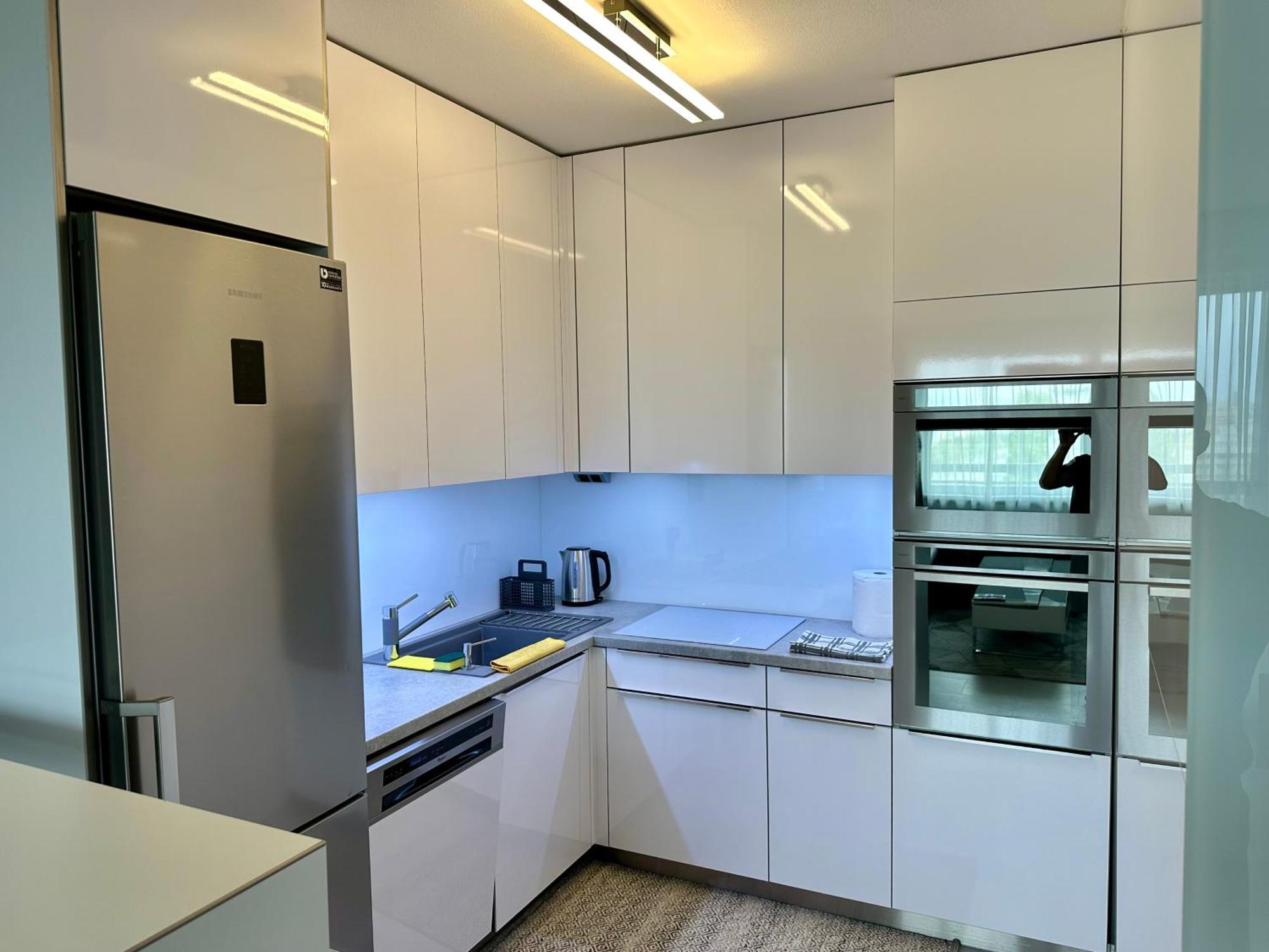 Moderny Blizko Centra Apartment