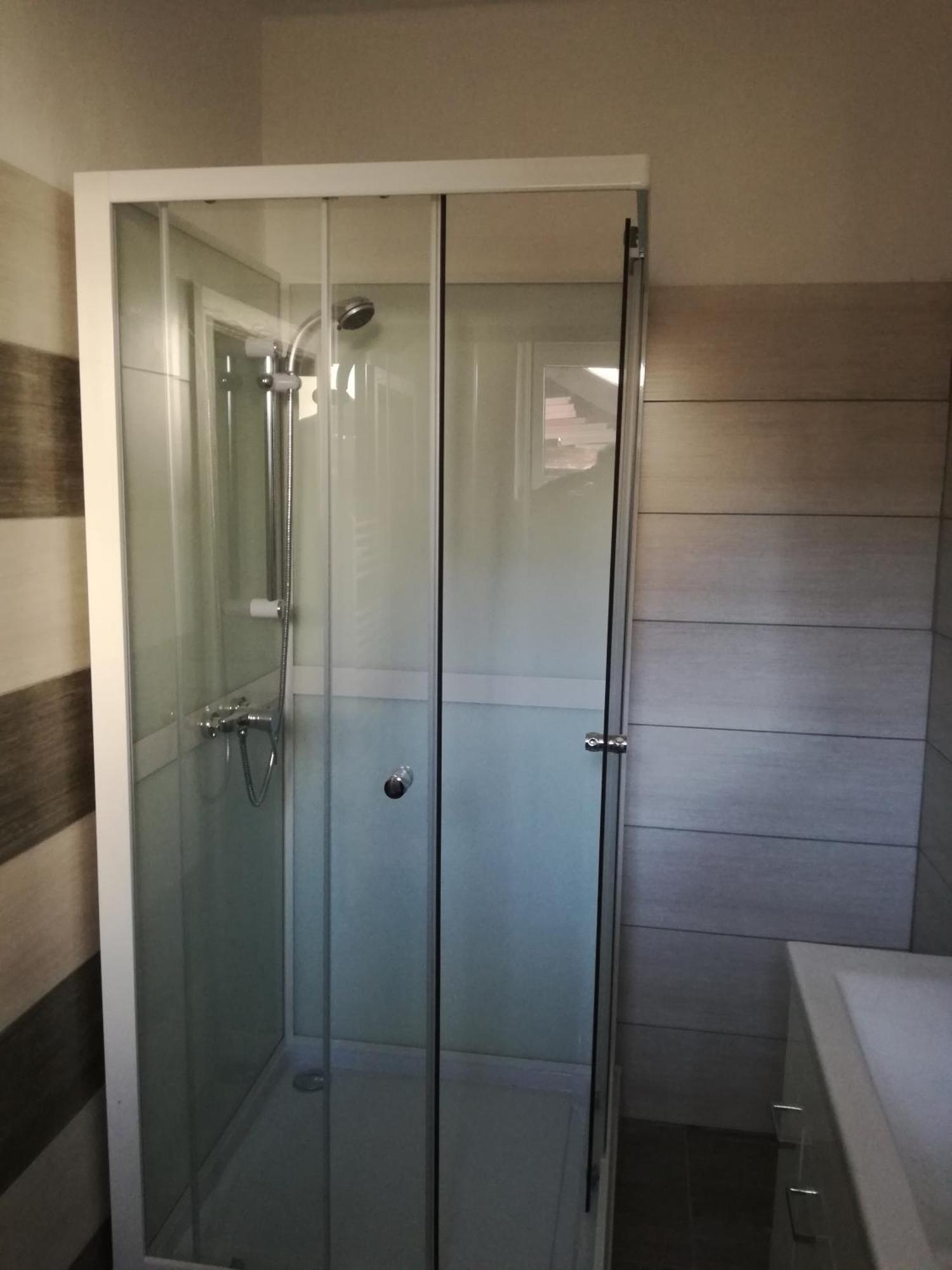 Ivana Guest house *