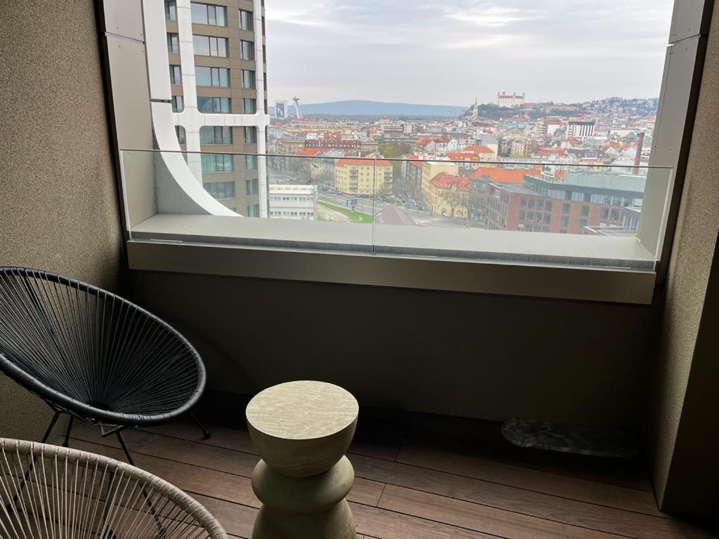 Luxury Flat In Sky Park, Castle View, Free Parking Apartment Bratislava