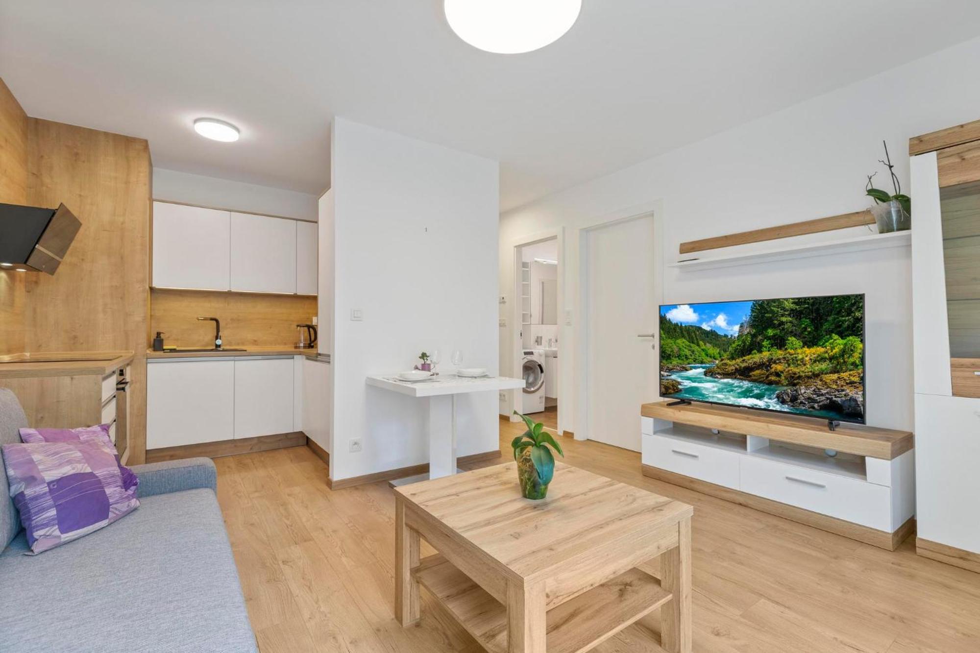 Twin 2 - With Parking Apartment