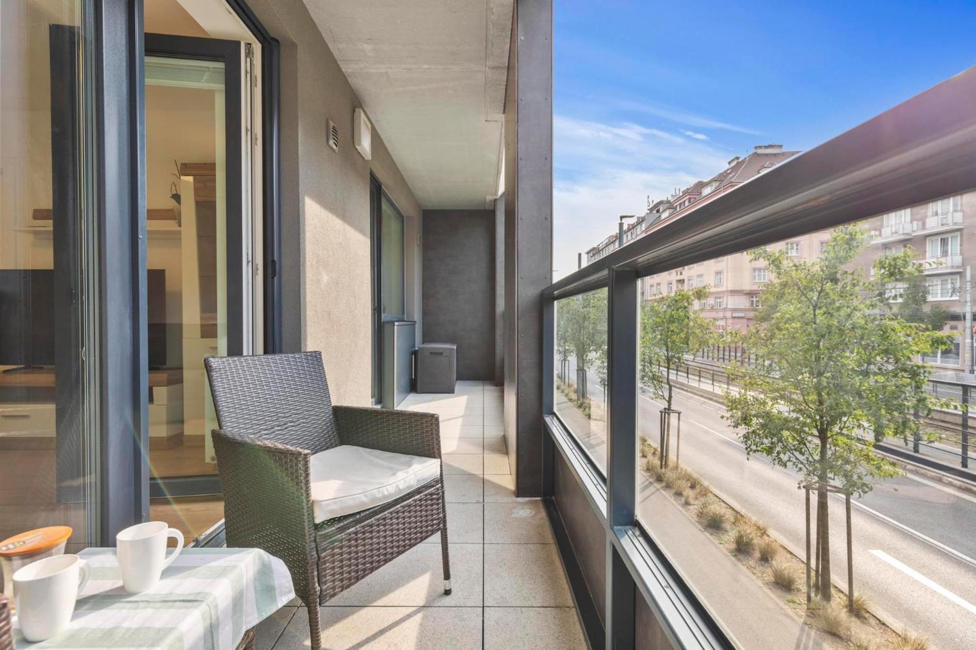 Twin 2 - With Parking Apartment
