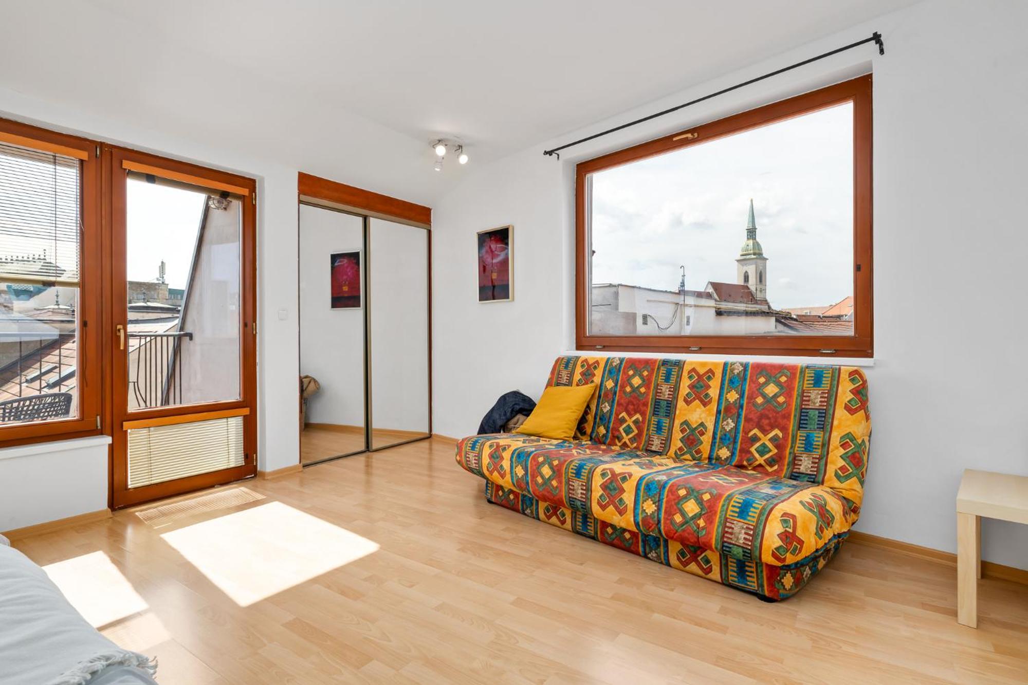 Arya - Spacious Penthouse Duplex With Rooftop Patio In The Main Square Appartamento *