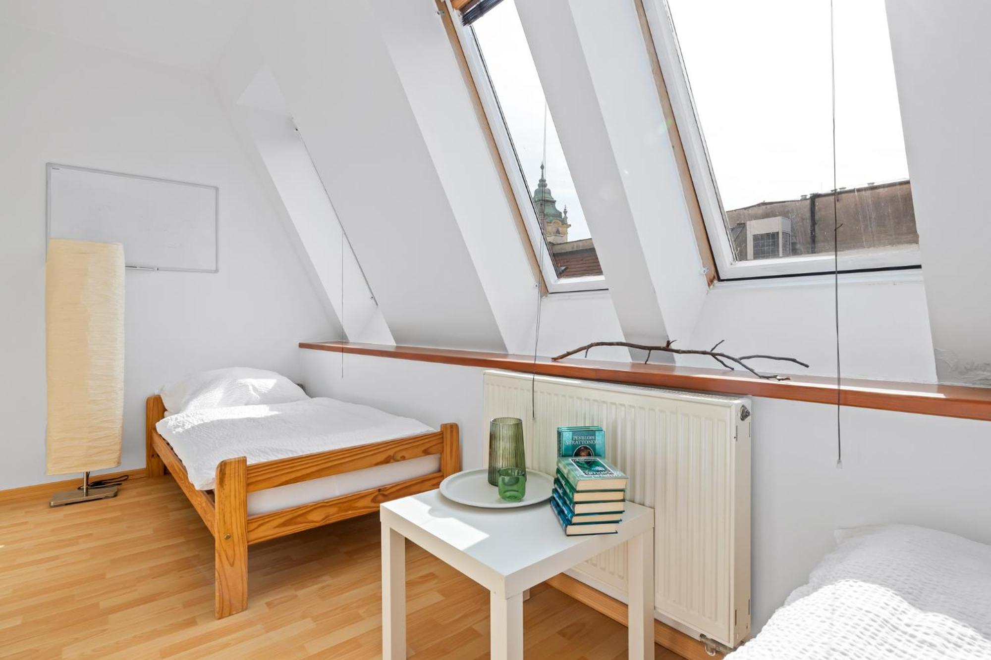 Prima - Spacious In The Main Square With Large Living Apartment Bratislava