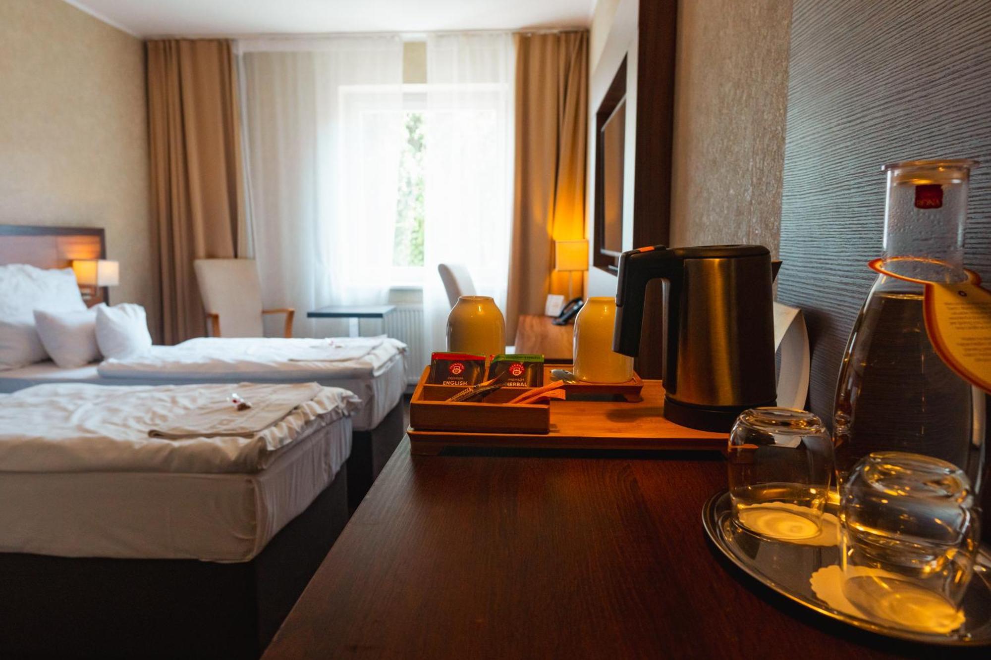Hotel Premium Business 4*