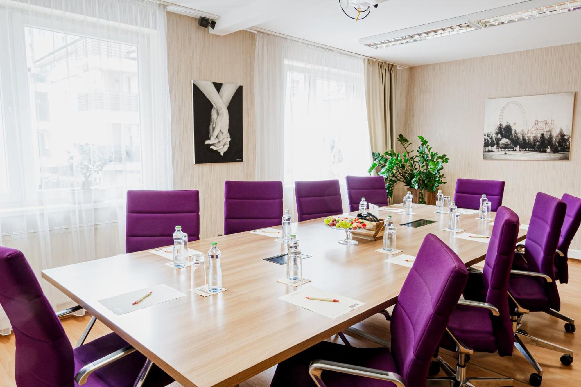 Premium Business Hotel
