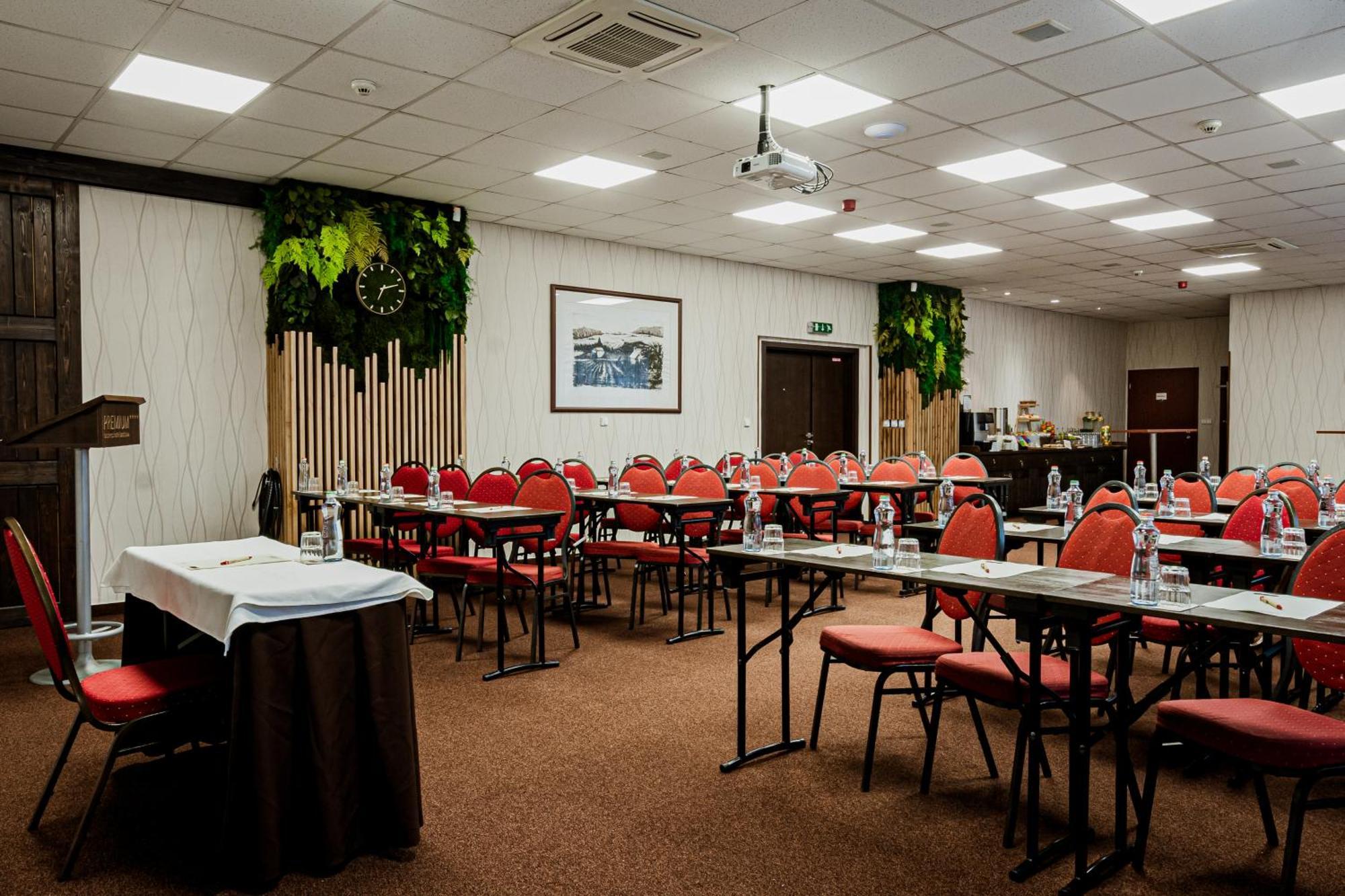 Premium Business Hotel 4*