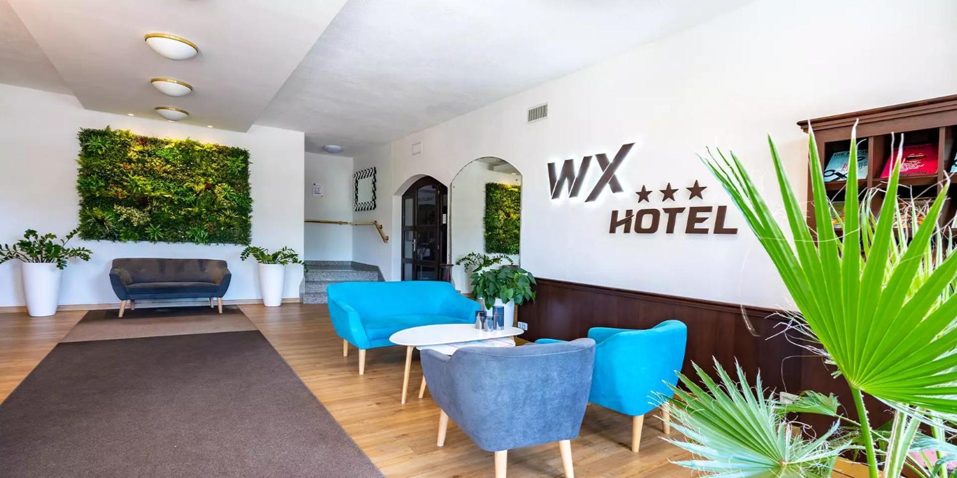 Wx Hotel 3*