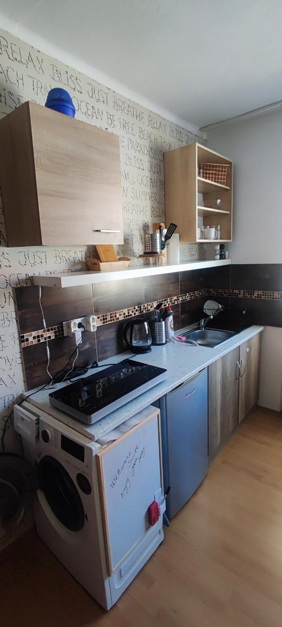 Petite Urban Oasis Apartment *