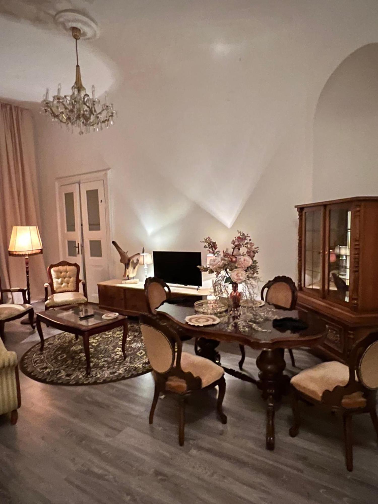 Appartamento Csaky Palace 11 *