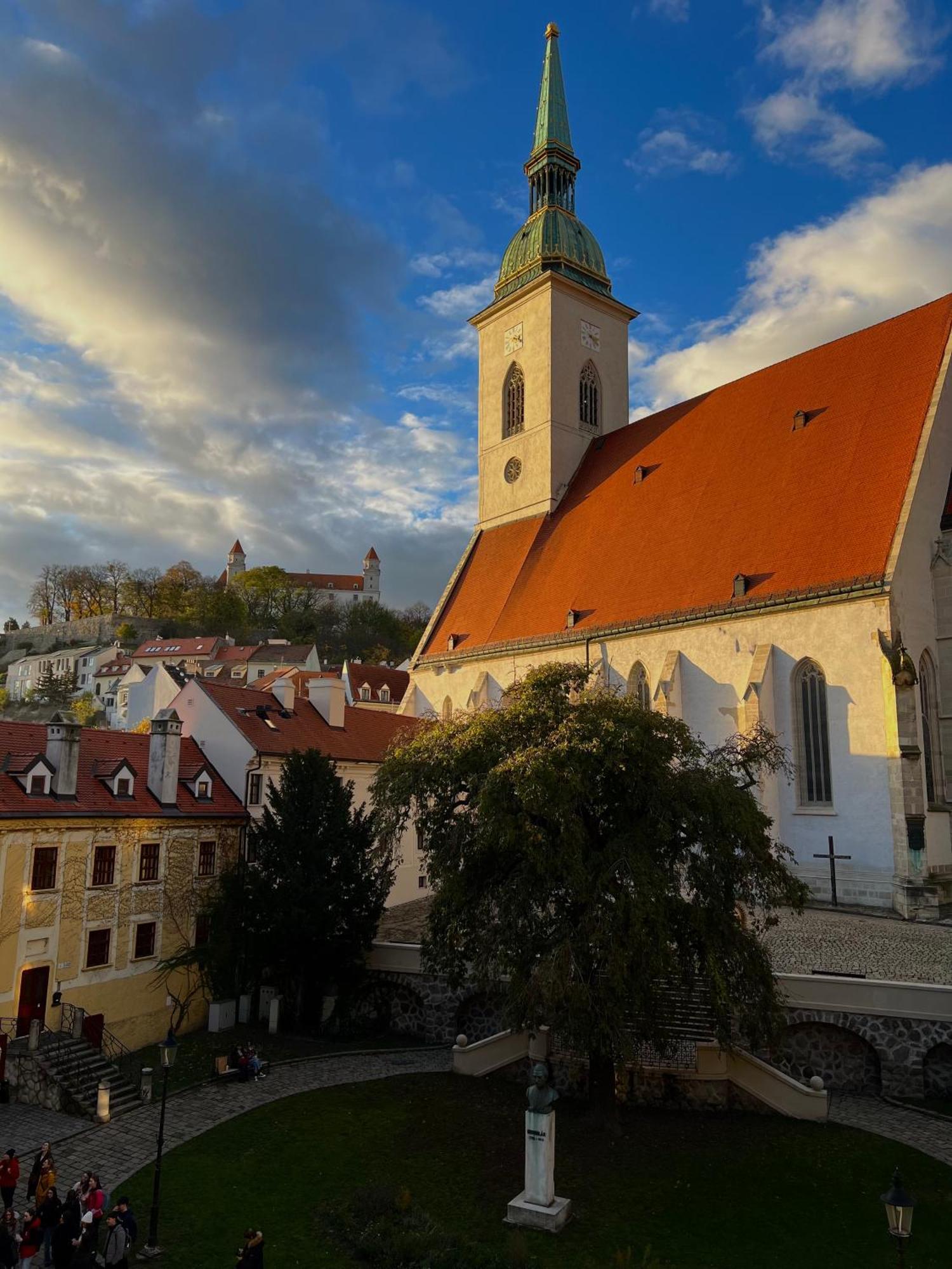 Csaky Palace 11 * Bratislava